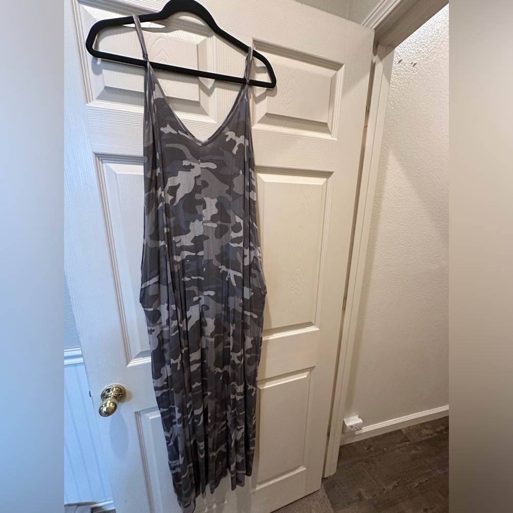 Camo long spaghetti strap parachute